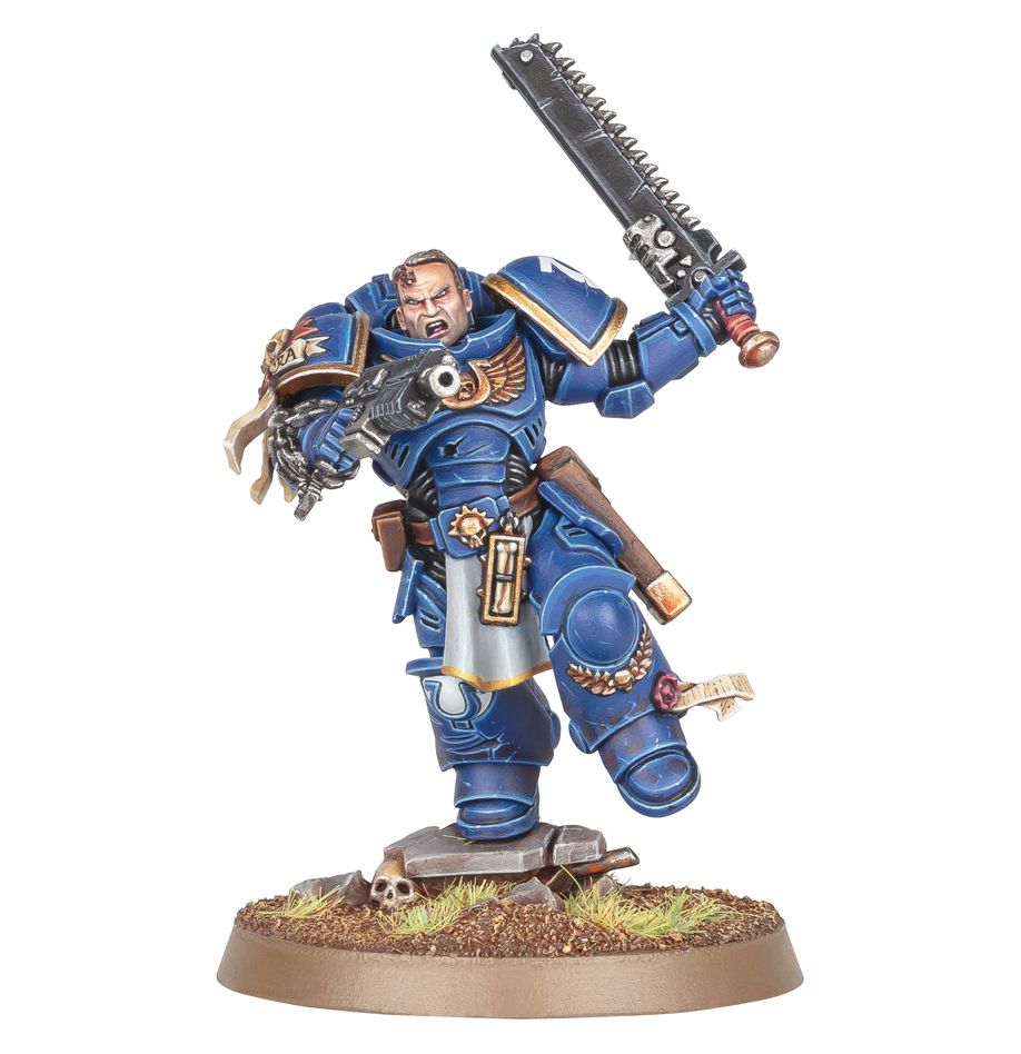 SPACE MARINES LIEUTENANT TITUS